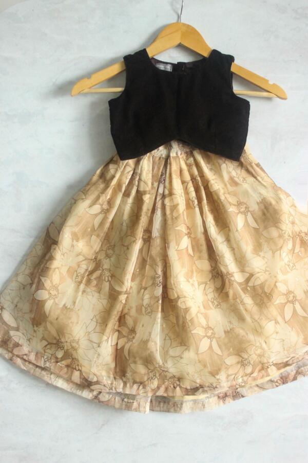 Brown velvet set